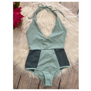 A1-- NWT turqoise L*SPACE women one piece halter fireside swimwear size 6 $134
